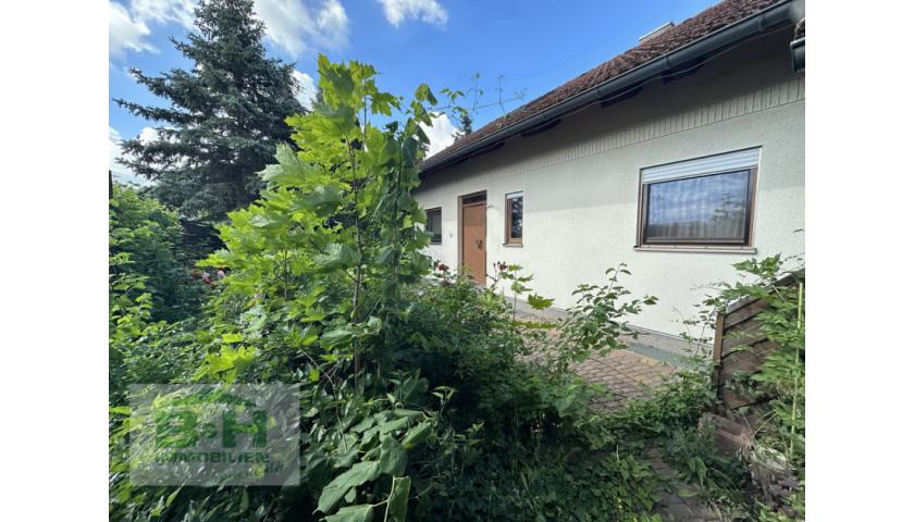 Wir verkaufen Häuser in BitterfeldWolfen und an der Goitzsche B & H